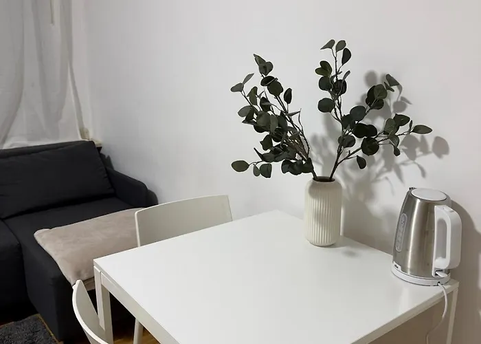 Apartment 2-room In Hamburg-wandsbek